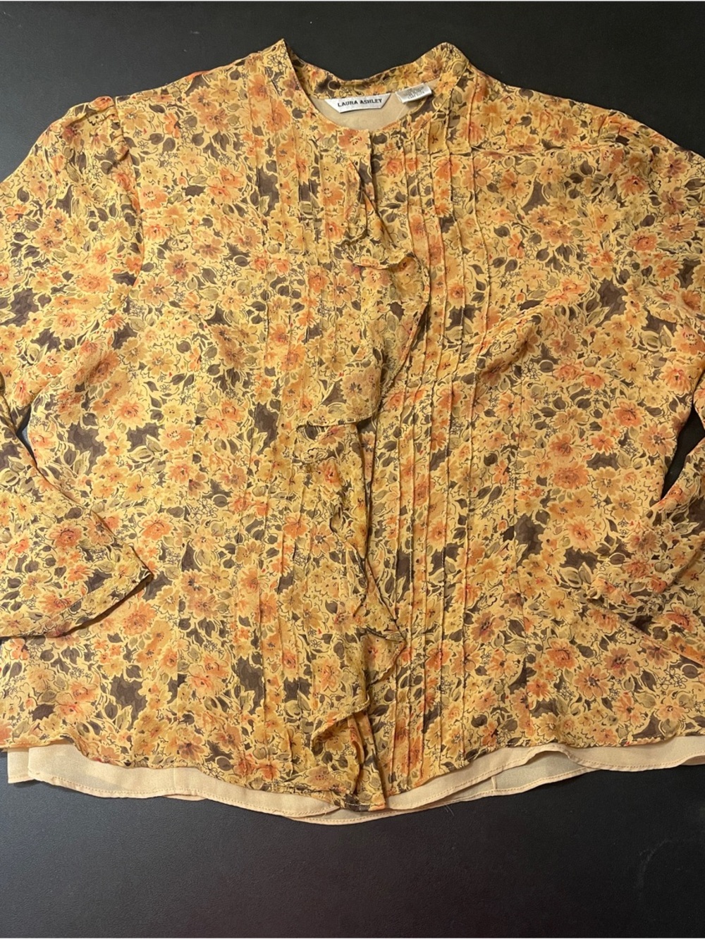 Laura Ashley Soft Fall Floral Pintuck Ruffle Blouse 100% Silk size 14 Lined